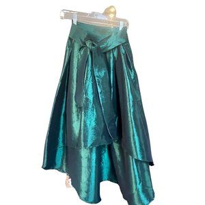 CEMI CERI Size Small Stunning Emerald Green Asymmetrical knee length ft long bk